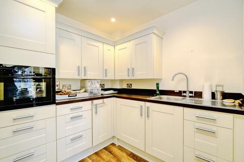 1 bedroom flat for sale, Garnier Drive, Bishopstoke, Eastleigh