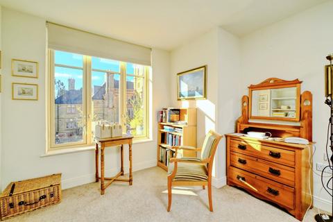 1 bedroom flat for sale, Garnier Drive, Bishopstoke, Eastleigh