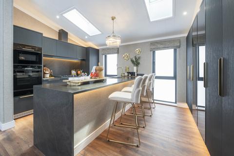 2 bedroom park home for sale, Stratford-upon-Avon, Warwickshire, CV37