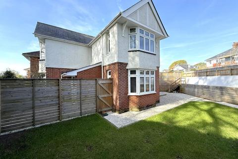 3 bedroom detached house for sale, Ringwood Road, Poole, BH14