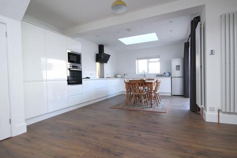 3 bedroom detached house for sale, Ringwood Road, Poole, BH14
