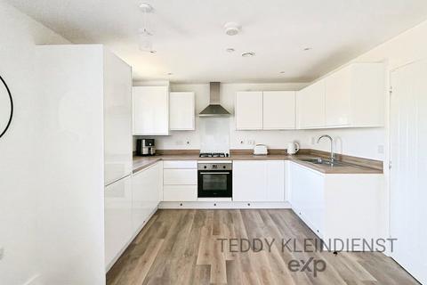 1 bedroom flat for sale, Gunpowder Road, Worcester Park KT4