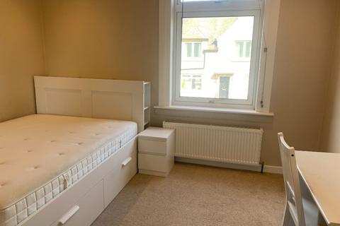 2 bedroom flat to rent, Woodhall Drive, Juniper Green, Edinburgh, EH14