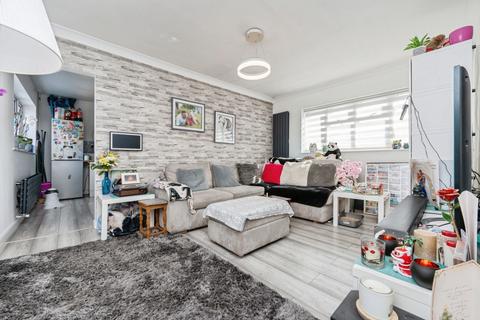 2 bedroom maisonette for sale, Kelvin Avenue, BEDFORD, Bedfordshire, MK42