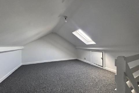 2 bedroom block of apartments for sale, New Bridge Road, Hull, East Riding of Yorkshire. HU9 2LP