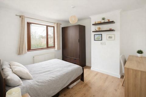 3 bedroom semi-detached house for sale, Hornfair Road, Charlton, London, SE7