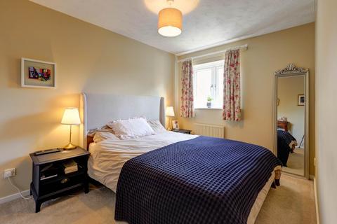 3 bedroom end of terrace house for sale, Southover Close, Blandford Forum