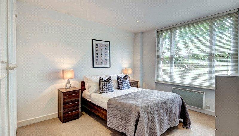 Apartment in London - View 5