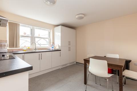 1 bedroom in a house share to rent, Cowley Road, Oxford
