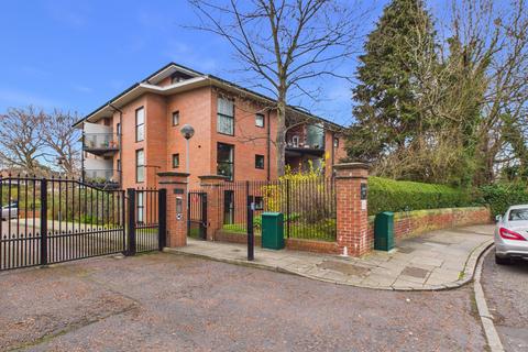 3 bedroom flat for sale, Adderstone Court, Jesmond, NE2