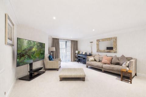 3 bedroom flat for sale, Adderstone Court, Jesmond, NE2