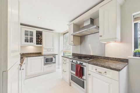 3 bedroom flat for sale, Adderstone Court, Jesmond, NE2