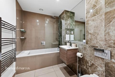 2 bedroom flat for sale, Blagdon Road, New Malden