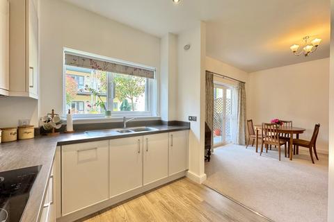 2 bedroom retirement property for sale, Meadow Court, Sarisbury Green