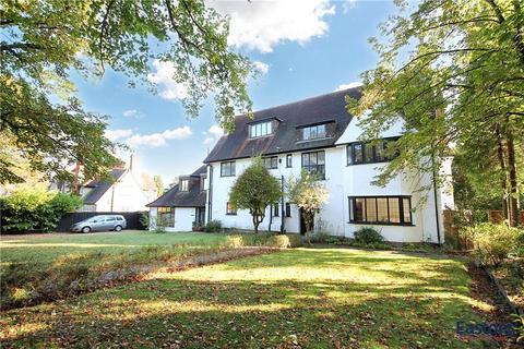 Lynwood Road, Surrey KT17