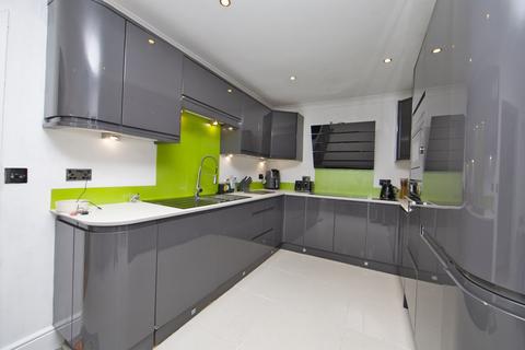 4 bedroom semi-detached house for sale, North Way, Betteshanger, Deal, Kent, CT14