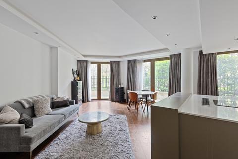2 bedroom ground floor flat for sale, St Dunstans House, EC4A
