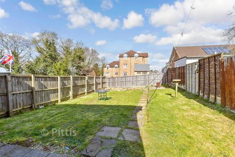 3 bedroom end of terrace house for sale, Grange Avenue, Ryde PO33