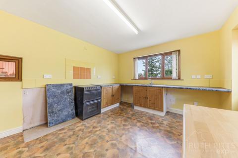 4 bedroom detached house for sale, New Street, Doncaster DN5