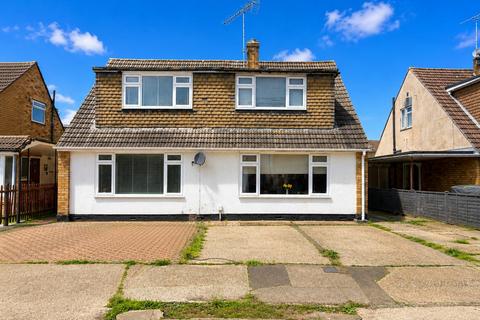2 bedroom semi-detached house for sale, Seamore Avenue, Benfleet, SS7