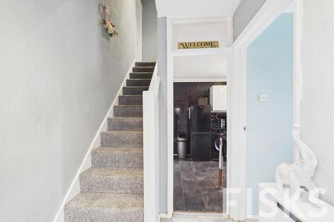 2 bedroom semi-detached house for sale, Seamore Avenue, Benfleet, SS7