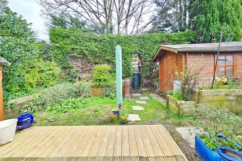 3 bedroom detached house for sale, Sunnybank Close, Helmshore, Rossendale, BB4