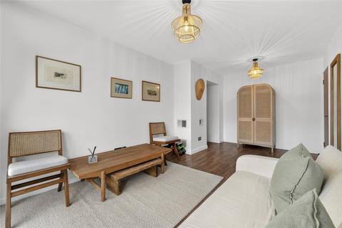 2 bedroom flat for sale, Holcroft Court, Clipstone Street, London, W1W