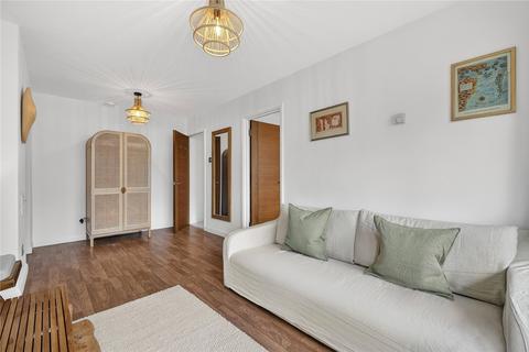 2 bedroom flat for sale, Holcroft Court, Clipstone Street, London, W1W