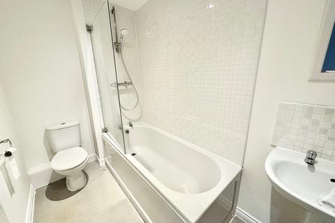 2 bedroom apartment to rent, Barrington Close, Durham, DH1