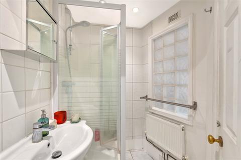 2 bedroom flat for sale, Inworth Street, London, SW11