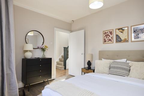 4 bedroom house to rent, Randall Avenue, Randall Avenue NW2