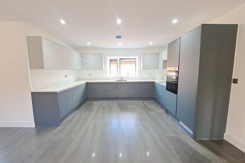 undefined, Beecroft Avenue, Lichfield