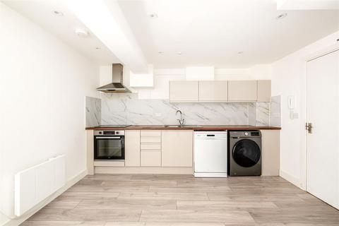 2 bedroom apartment to rent, 28-32 Desborough Street, High Wycombe HP11