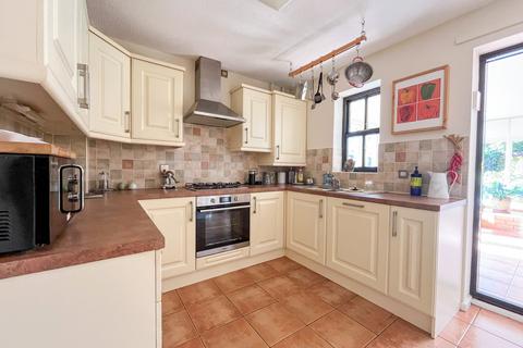2 bedroom end of terrace house for sale, Ashwell Drive, Shirley, solihull, B90