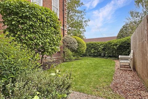 1 bedroom apartment for sale, FREEHOLD APARTMENT, Bishops Place, Balderton Gate, Newark