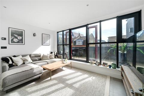 2 bedroom apartment for sale, Quaker Street, London, E1