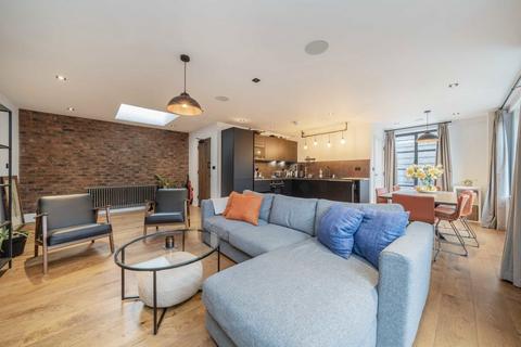2 bedroom flat for sale, Old Town, London SW4
