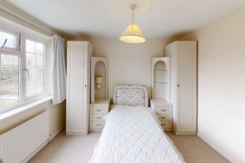 3 bedroom semi-detached house for sale, Lynwood, Guildford, GU2
