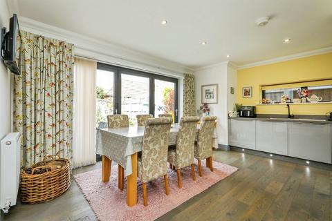 4 bedroom detached house for sale, Hawfinch Meadows, Retford