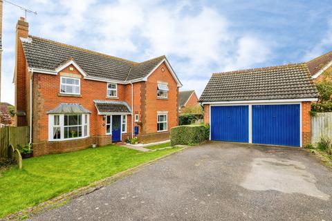 4 bedroom detached house for sale, The Choakles, Wootton, Northampton