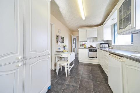 3 bedroom semi-detached house for sale, Dalecroft Rise, Allerton, Bradford