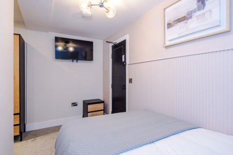 6 bedroom house of multiple occupation to rent, Clegge Street, Warrington WA2