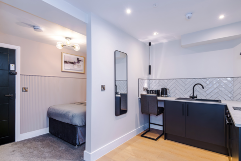 6 bedroom house of multiple occupation to rent, Clegge Street, Warrington WA2