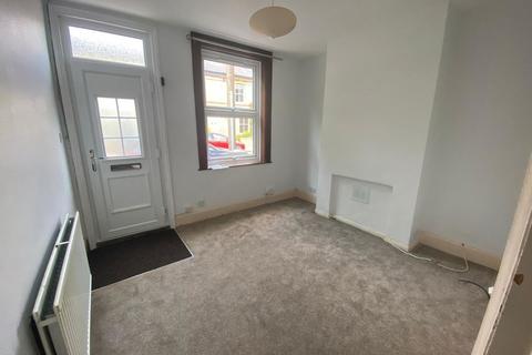 2 bedroom terraced house to rent, Petworth Street, Cambridge CB1