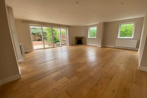 4 bedroom detached house to rent, Church Farm Lane, Royston SG8