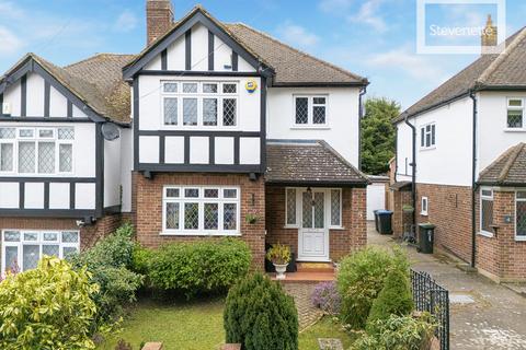 3 bedroom semi-detached house for sale, Wood Meads, Epping