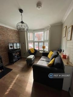 3 bedroom terraced house to rent, York Road, Canterbury, CT1