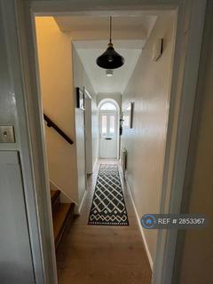 3 bedroom terraced house to rent, York Road, Canterbury, CT1