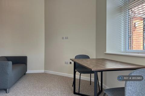 1 bedroom flat to rent, Richmond Court, Bournemouth, BH8