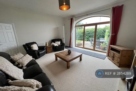 4 bedroom semi-detached house to rent, Kippielaw Steading, Dalkeith, EH22
